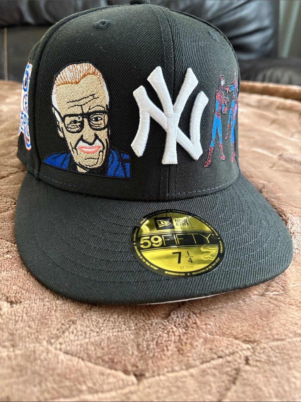 New Era Black NY Yankees 59FIFTY Fitted Hat with Embroidered Pop-Culture Panels